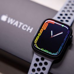 Hell has frozen over. Apple is considering a radical change to the appearance of the Apple Watch
