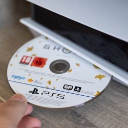 The end of discs means cheaper games – argues a former Square Enix employee