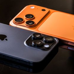 iOS Code 27 confirms. As many as 6 new iPhones