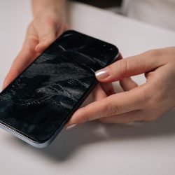 Get it off your phone urgently. He steals money from Poles’ accounts