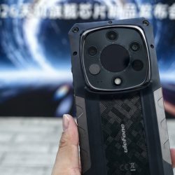 New battleships are coming. 6 new smartphones and a smartwatch are coming to Poland