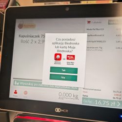 A hidden button in Biedronka can save you money. Do you know him?