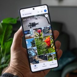 Samsung Gallery is moving to Google Photos. OneDrive disappears from the application