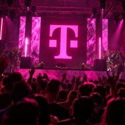 T-Mobile is preparing a free event in Warsaw. Famous DJs will play