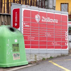 InPost delivers to parcel lockers in the Czech Republic and Slovakia