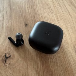 It’s a real gem. PLN 129 and you don’t need better headphones