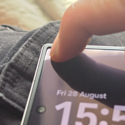 Samsung is working on a foldable tablet. You can fit it in your pocket